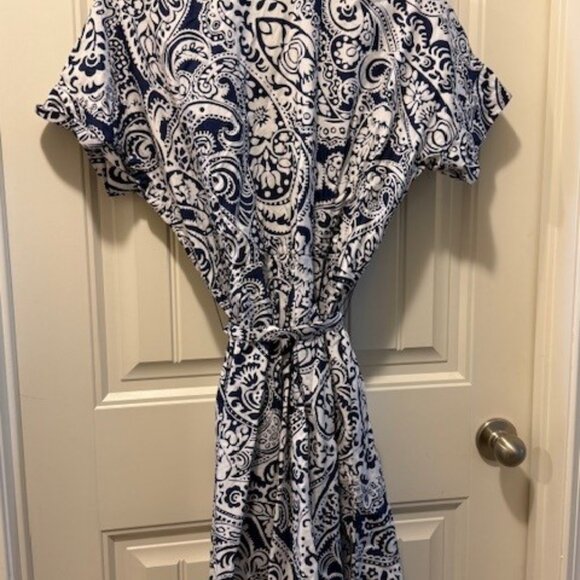 Talbots Modern Poplin Midi Shirtdress — Verdant Botanical (White/Multi) — Size 1 - Picture 3 of 3